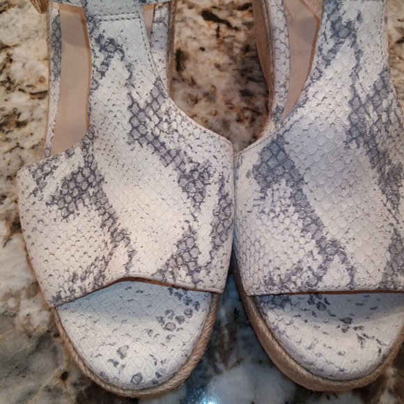 Cole Haan Cloudfeel Espadrille Wedge Sandal women's Clearance $150 - Picture 3 of 8